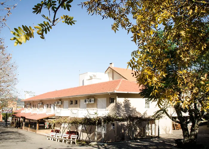 Dona Adelia E RestauranteHotel Em